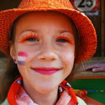 Nieuwkoop viert Koningsdag thuis en laat dat zien!