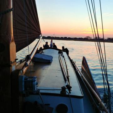 Vaar mee met de Nooit Volmaakt op de Nieuwkoopse Plassen