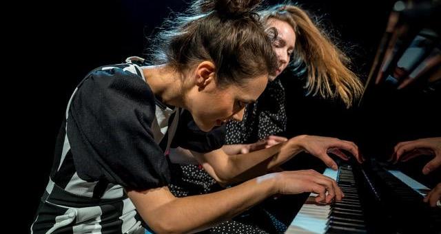 Theater: Beth en Flo - Niet wat je denkt