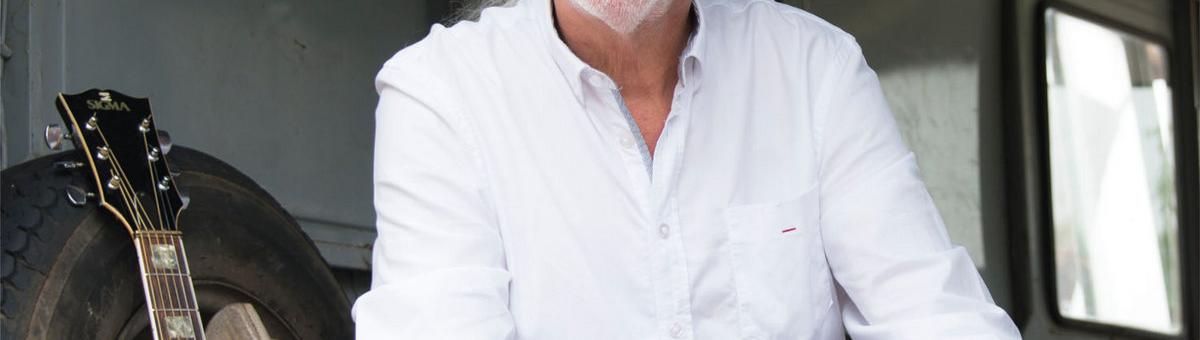 Dick van Altena live bij Zaal ’t Turfschip