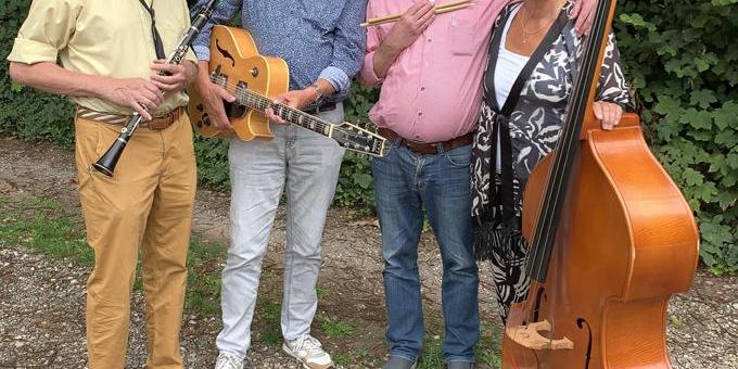 CT Swing Quartet tijdens de markt in de Muziektent