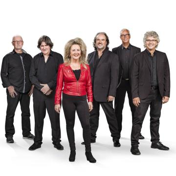 Savannah in concert