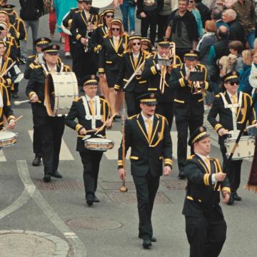 FILM: En Fanfare